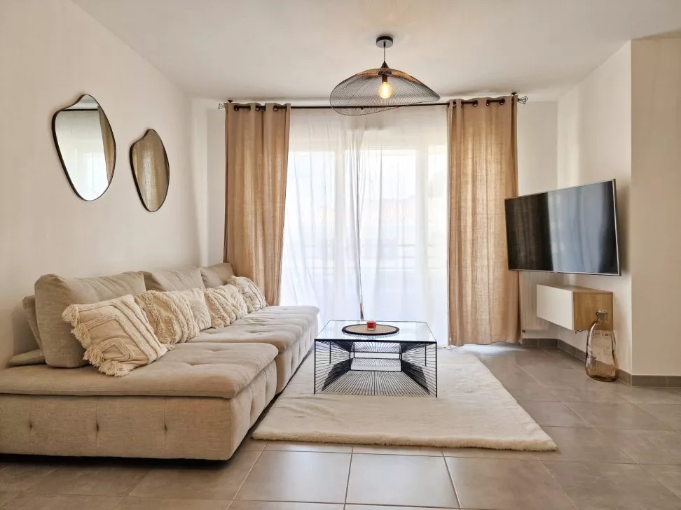 Séjour lumineux d’un appartement