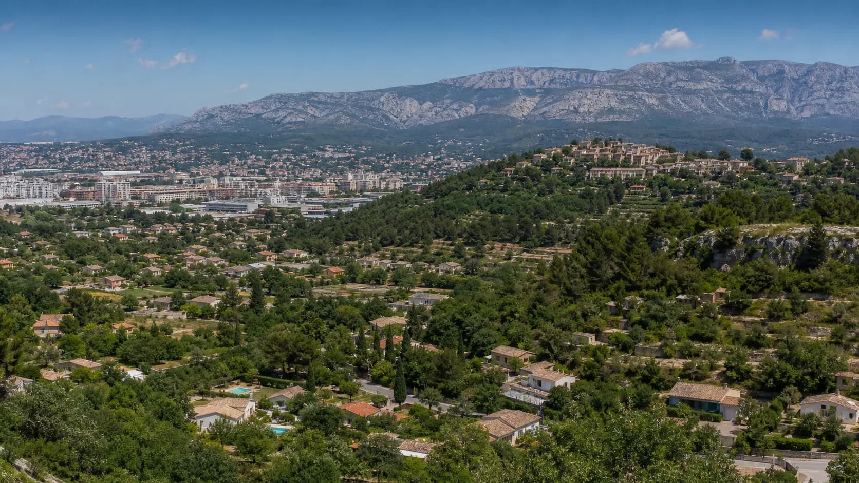 Paysage résidentiel entre Aubagne, Gémenos et Roquevaire